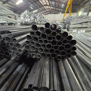 tiang octagonal pole